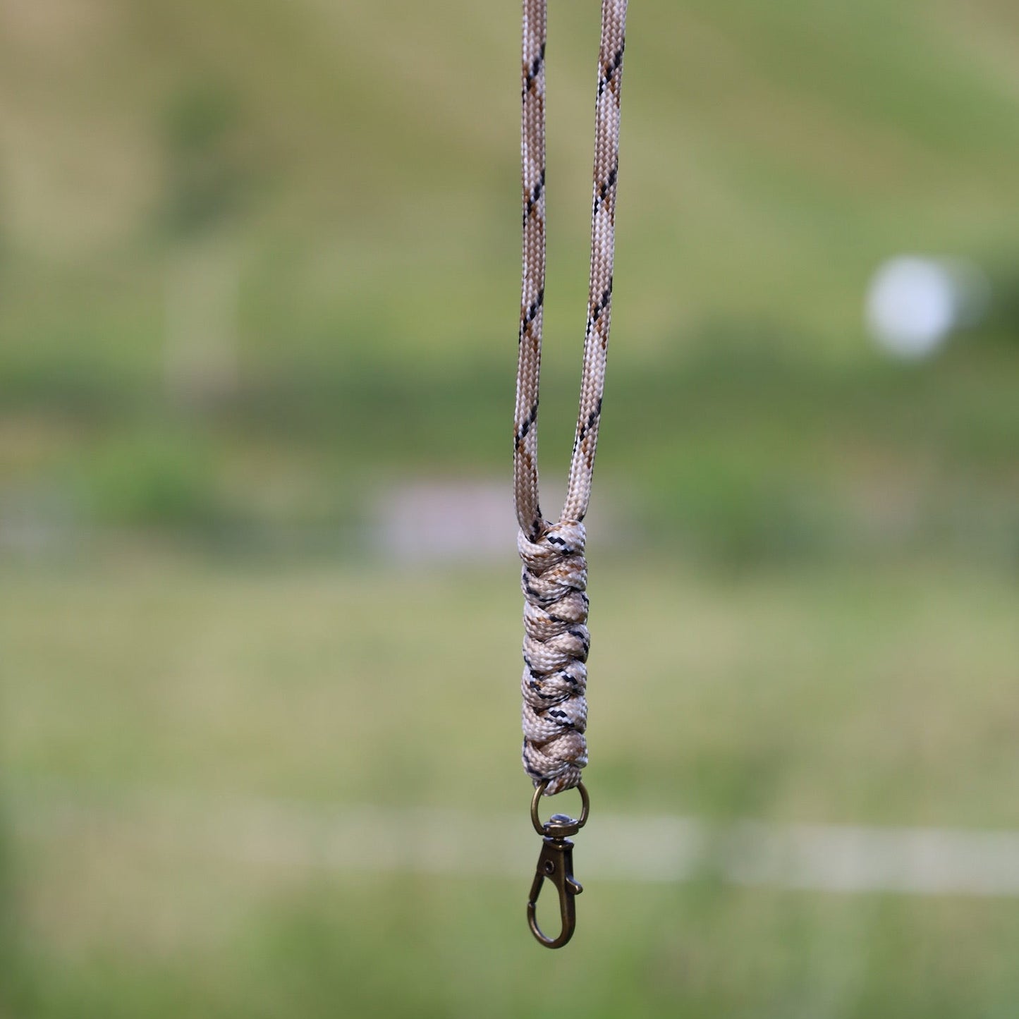 Björnhedens Justerbart Visselpipsband - Natur